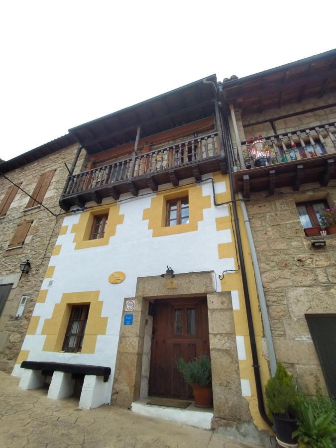 La Milana, Orbaneja Del Castillo Buitenkant foto